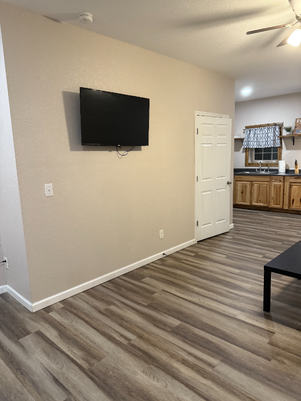 214 Main St #105 - Photo 4 of 6