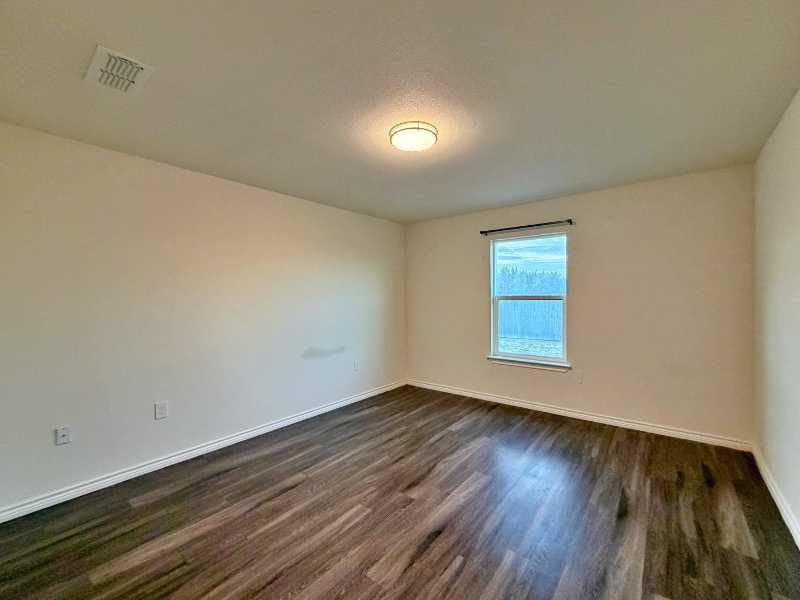 7026 Phoenix Dr - Photo 6 of 16