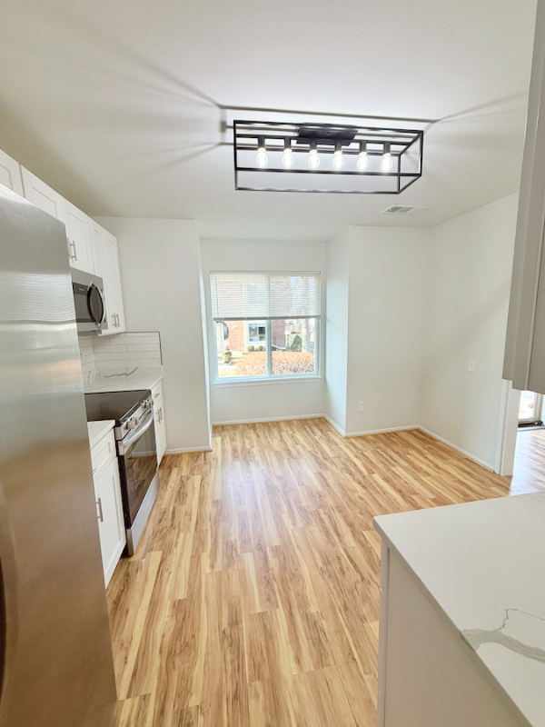 9614 Marston Ln - Photo 4 of 20