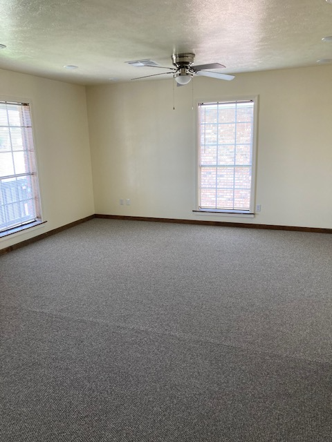 5018 Desoto St #D - Photo 2 of 8