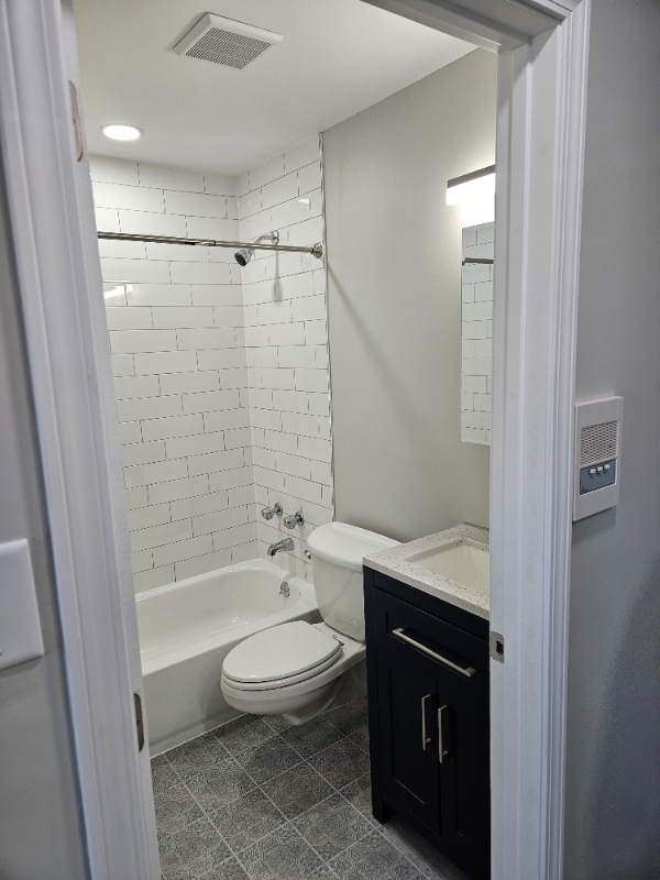 135 E 103rd St #3 - Photo 6 of 7