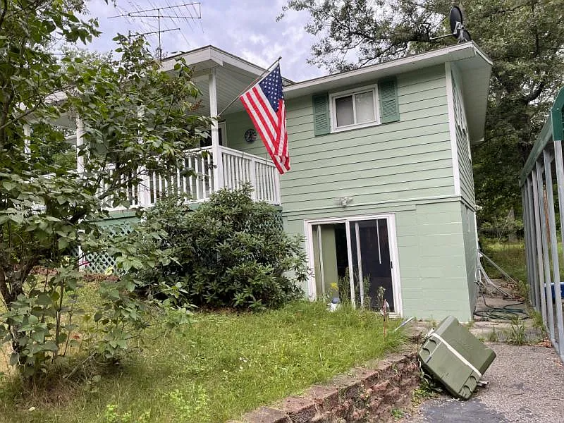 7901 Loud Dr - Photo 2 of 14