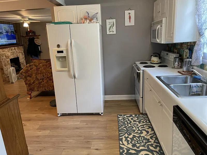 7901 Loud Dr - Photo 6 of 14