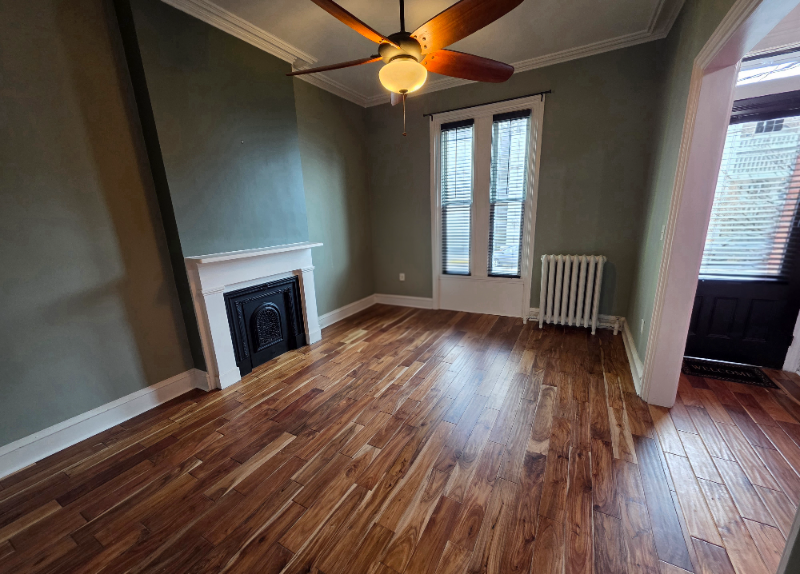 148 S Swan St #1 - Photo 5 of 19