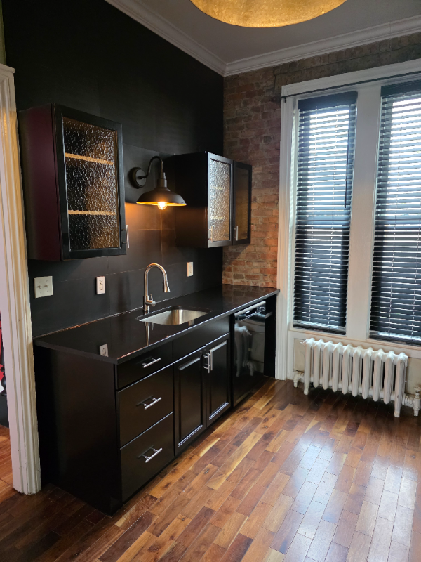 148 S Swan St #1 - Photo 7 of 19