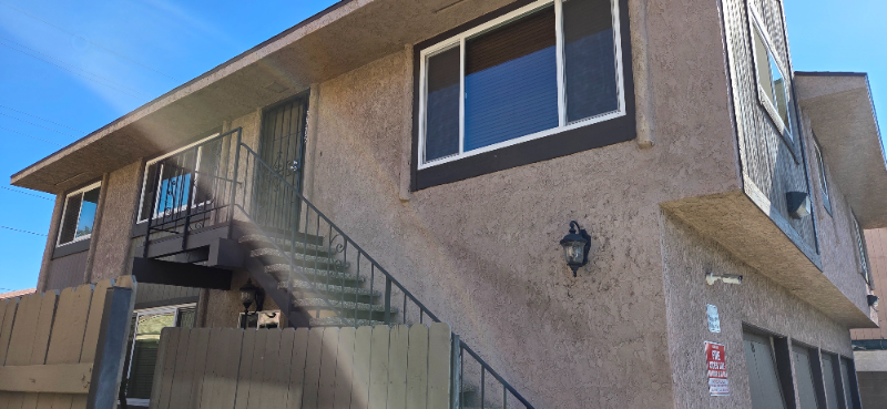 5315 N Barranca Ave - Photo 2 of 16