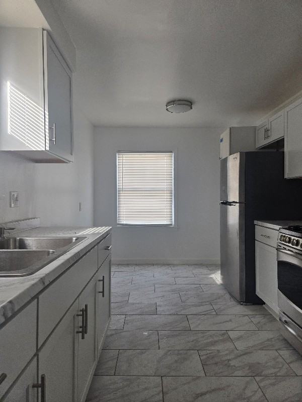 14274 Kilbourne St - Photo 3 of 11