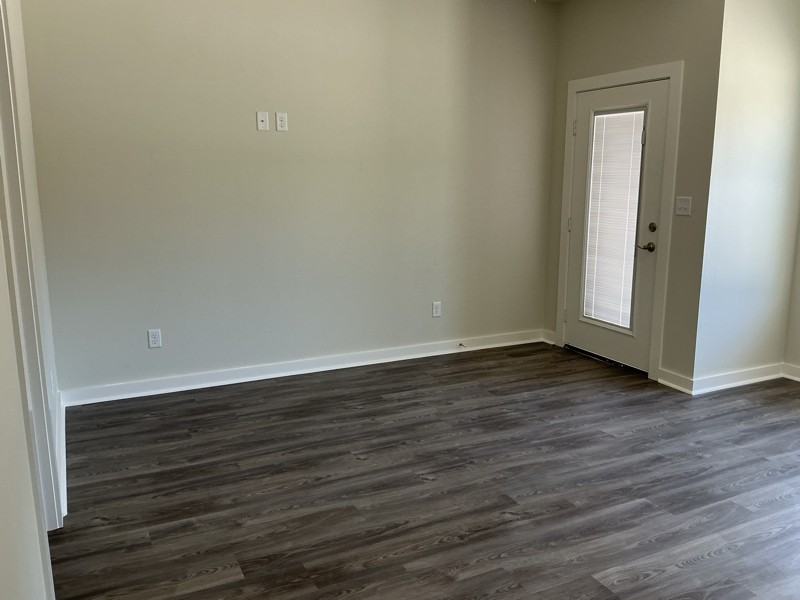 2602 Seaton St #6 - Photo 7 of 24