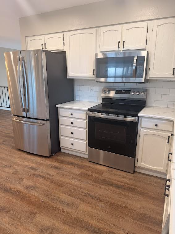 1002 Barbi Ct - Photo 5 of 23