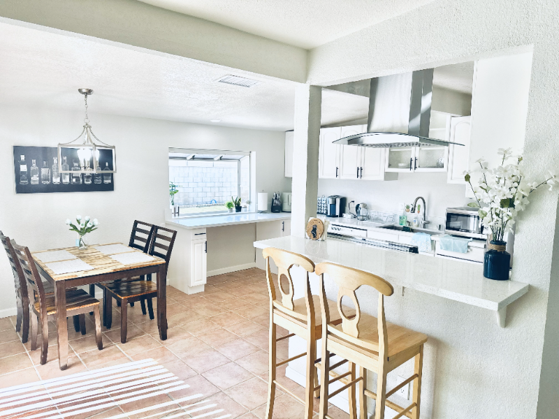 927 N Garden St #1 - Photo 4 of 7