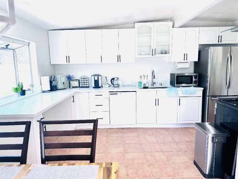 927 N Garden St #1 - Photo 5 of 7