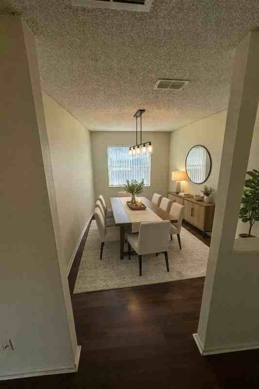 4457 Pershing Pointe Pl - Photo 3 of 11