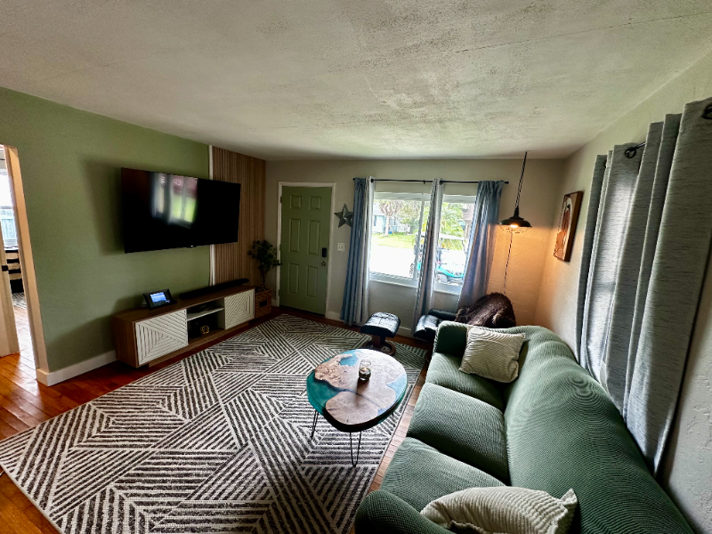 5845 27th Ave S - Photo 3 of 19