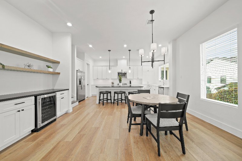 2510 Gray St - Photo 6 of 15