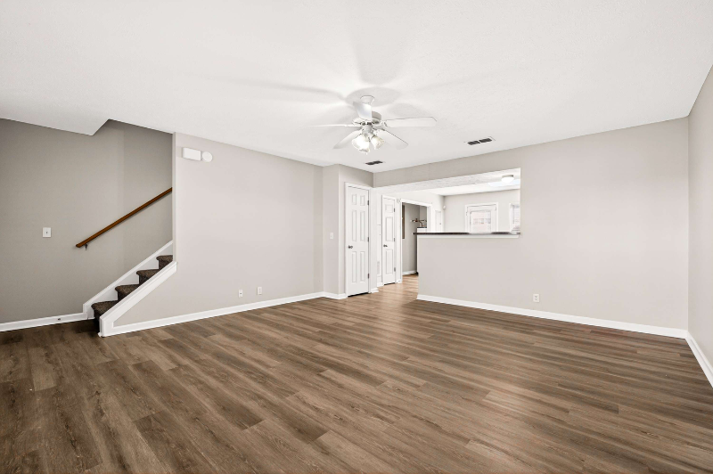 3153 Prater Ct - Photo 4 of 18