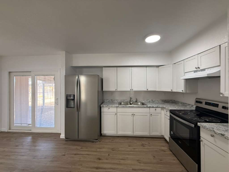 6718 Pear Tree - Photo 4 of 18