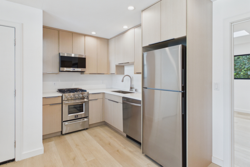 2282 Whitney Ave #1 - Photo 2 of 10