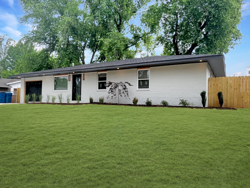 805 Sw 2nd St - Photo 2 of 20