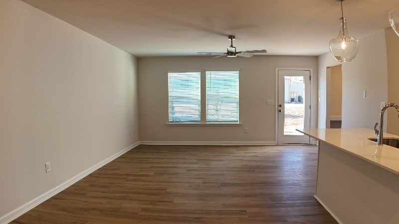 205 Higher Ct - Photo 3 of 20