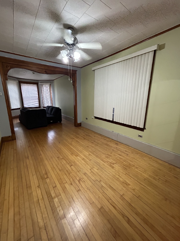 3149 W 42nd Pl #1 - Photo 2 of 8