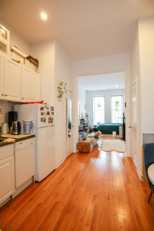 1763 N Wells St #1 - Photo 2 of 10