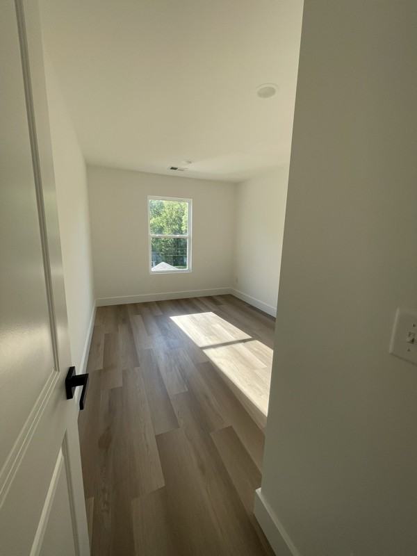 44 Beverly Hills Dr - Photo 4 of 16