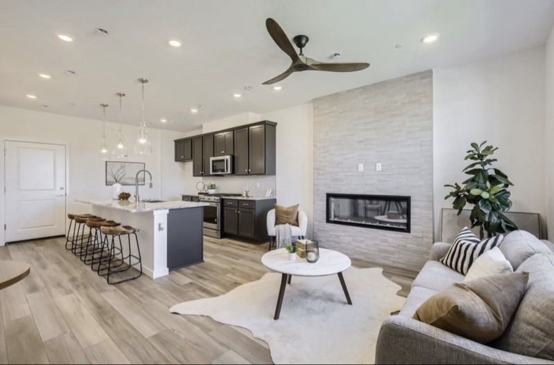 2741 Bear Springs Cir - Photo 2 of 20