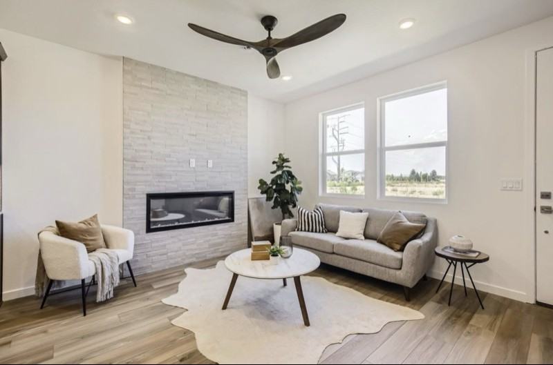 2741 Bear Springs Cir - Photo 3 of 20