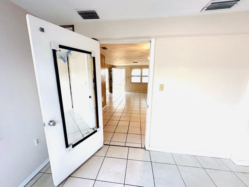 3545 Holiday Lake Dr - Photo 5 of 10