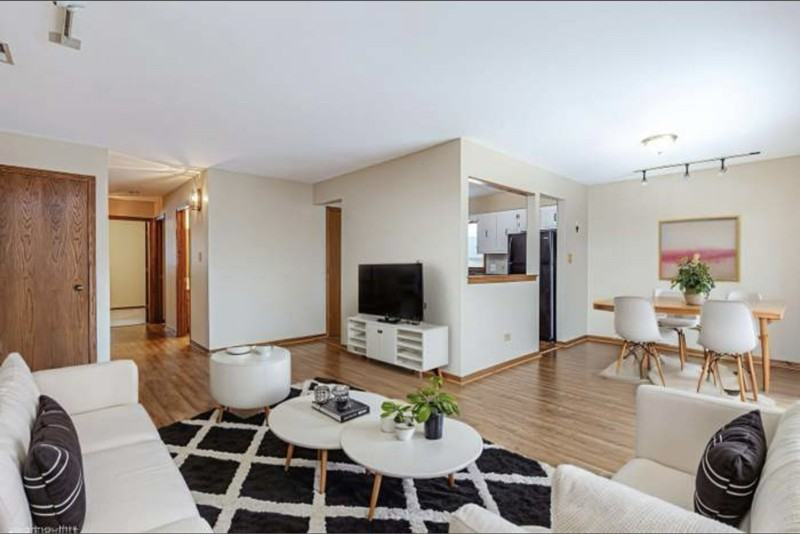 9535 S 53rd Ave #3N - Photo 4 of 8