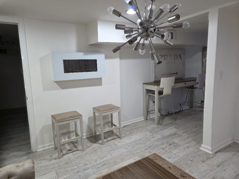 2080 E Roxboro Rd Ne - Photo 7 of 14