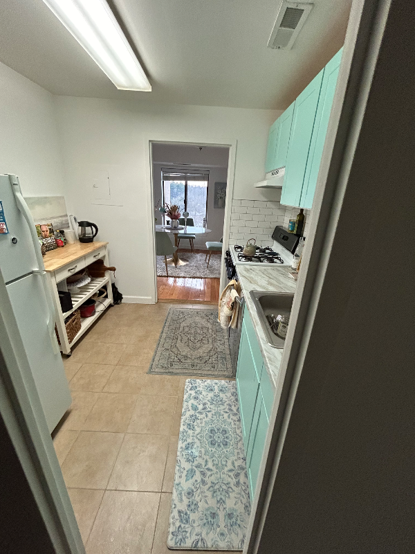 2500 S Manchester St - Photo 4 of 8