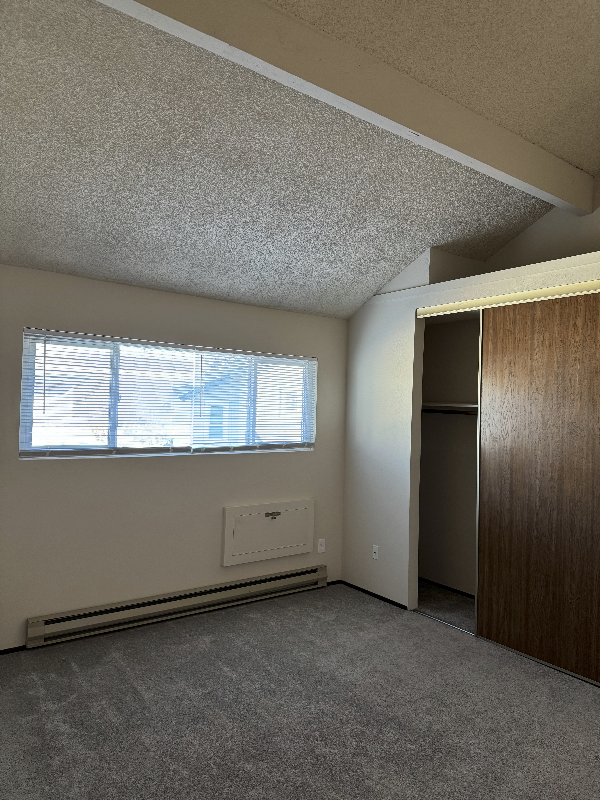 1043 Copeland Creek Dr - Photo 6 of 12