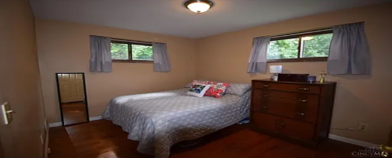 6921 Taylor Rd - Photo 3 of 9