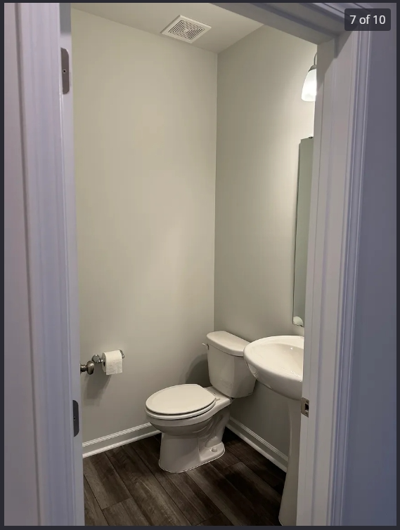 874 Mckenzie Park Ter - Photo 4 of 10