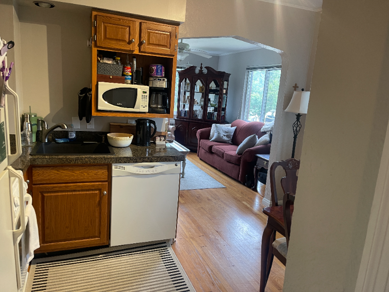 3577 Saybrook Ave #2 - Photo 5 of 19