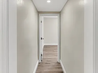 1438 W York St #10 - Photo 5 of 10