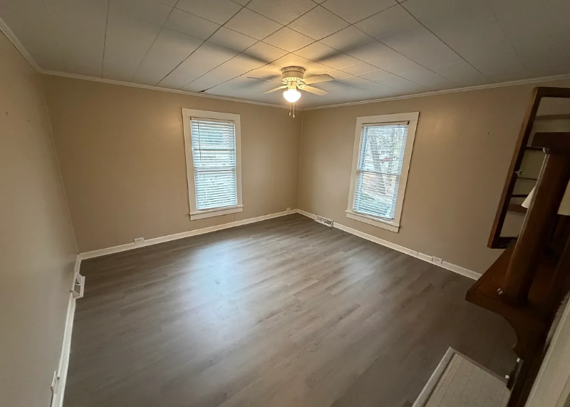 18 N Central Ave - Photo 5 of 14