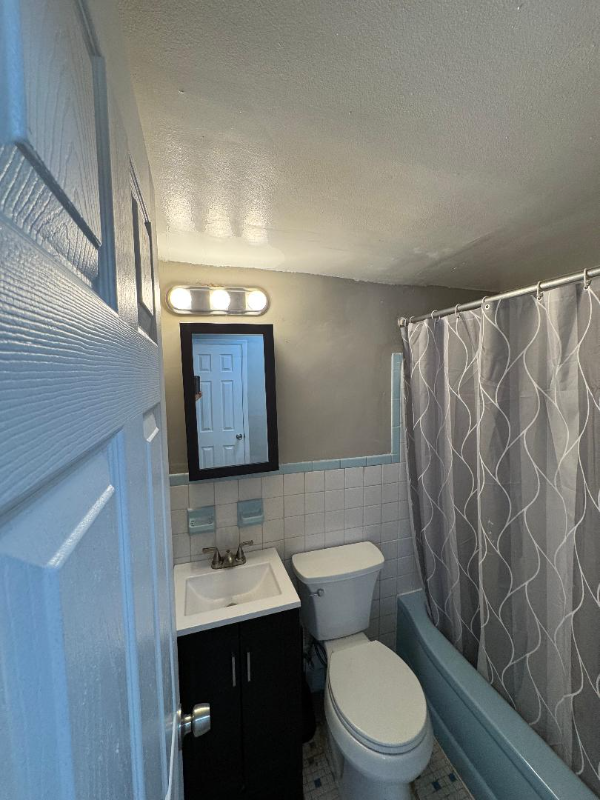 1134 Omena Pl #1 - Photo 4 of 7