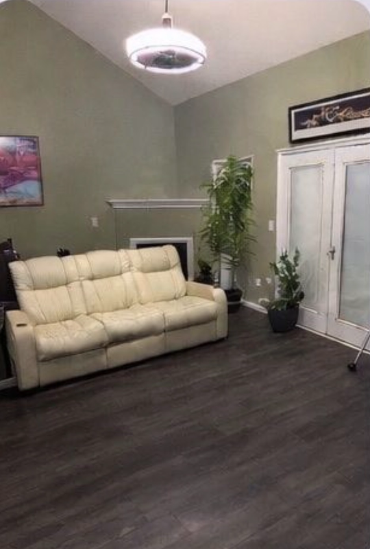 20 Crestfield Cir - Photo 3 of 8