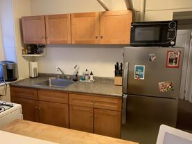 2 Lynwood Pl #B - Photo 1 of 1