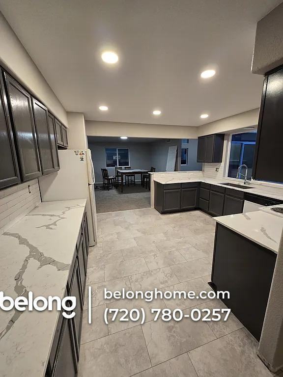 4304 Sable St - Photo 3 of 17