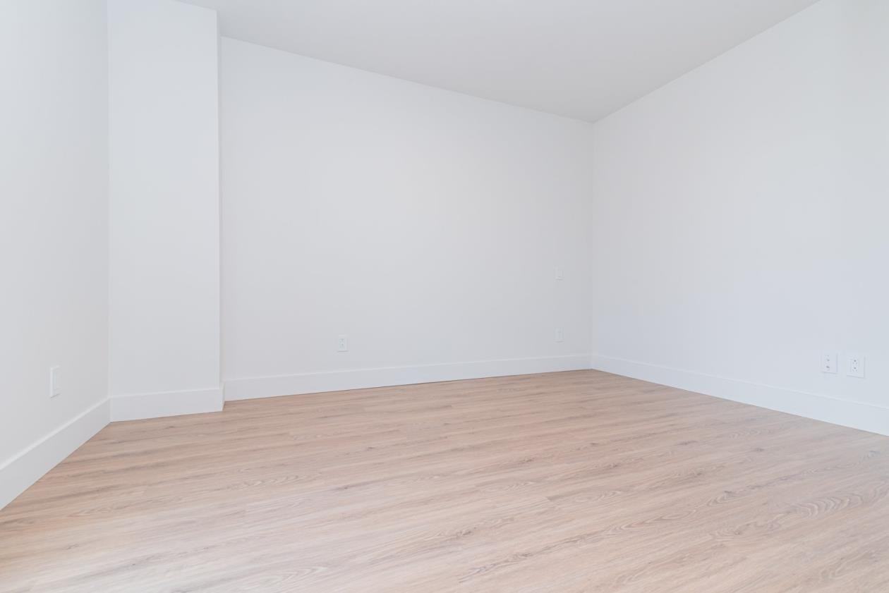 1700 Boulevard Angrignon #215 - Photo 5 of 30