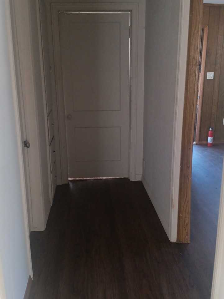 108 N C St #1 - Photo 2 of 5