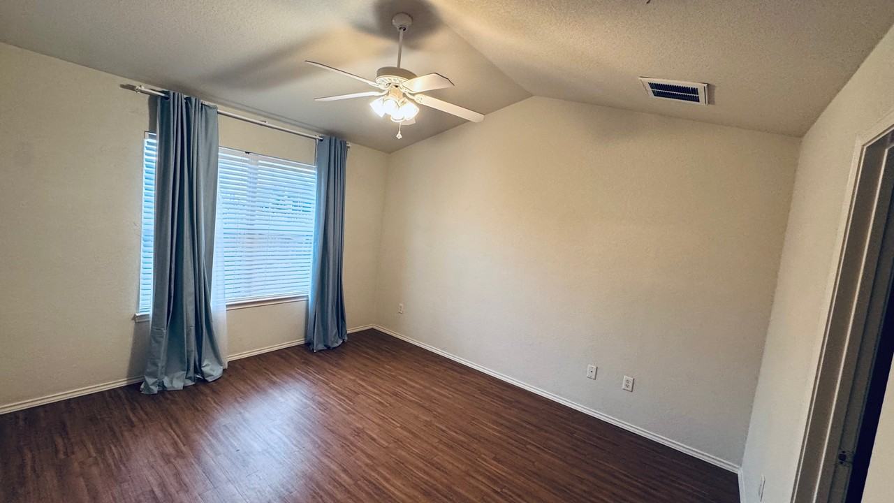 1014 Kajon Cv #1 - Photo 6 of 20