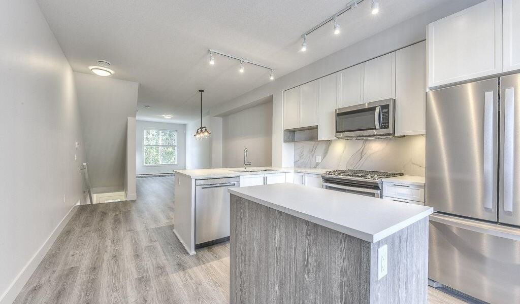 9718 161A Street #1X - Photo 3 of 17