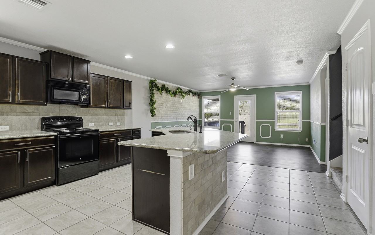 11639 Hidden Ter #1 - Photo 2 of 27