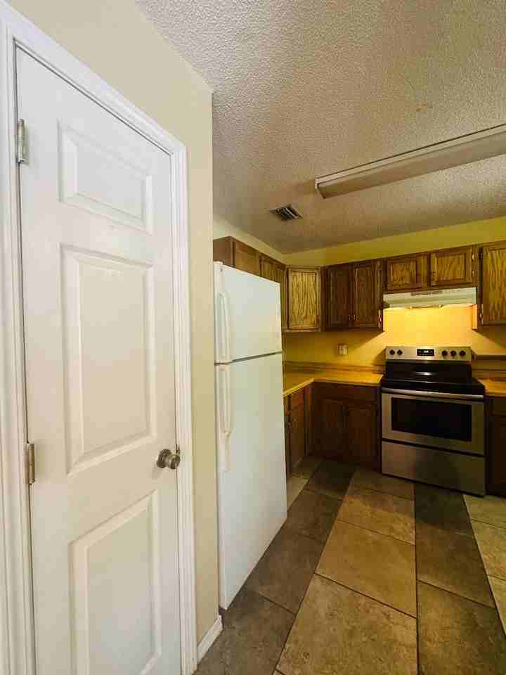 8564 Garden Cir #3 - Photo 5 of 10