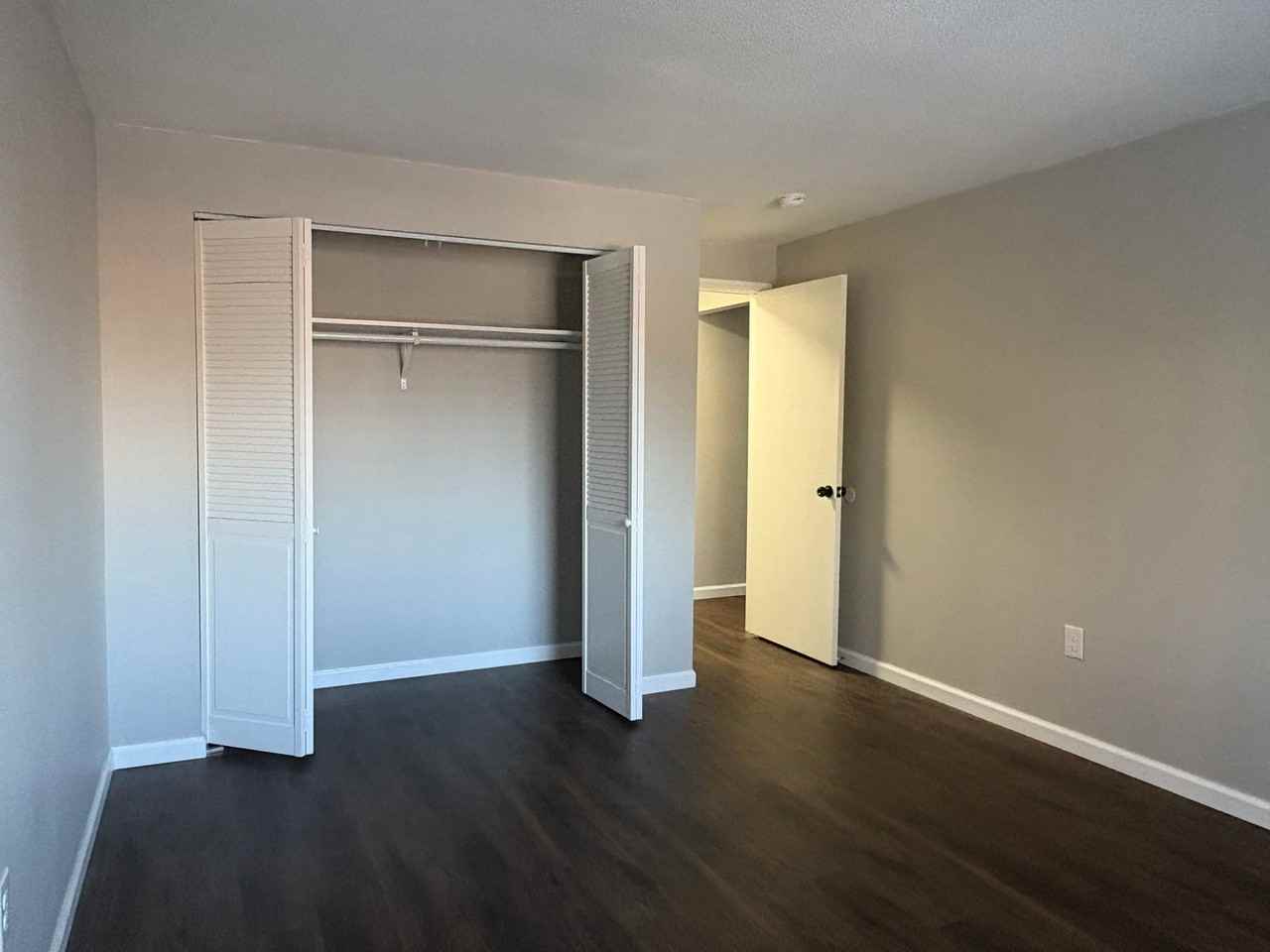 818-826 Pine St. - Red Pod - Photo 3 of 35