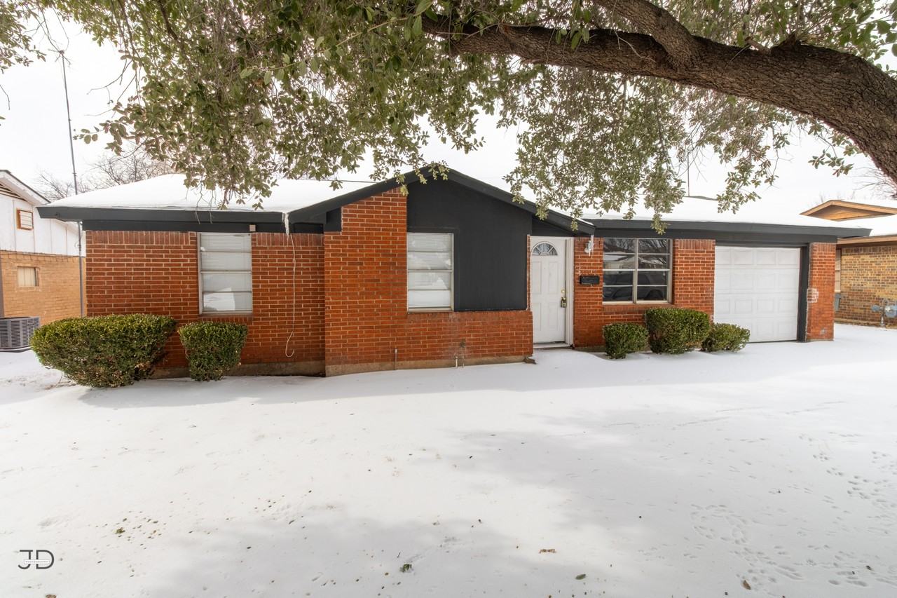 1708 Cimarron Trl #1 - Photo 2 of 23